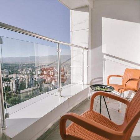 Sky Deluxe 2 Fitness & Spa Skopje Buitenkant foto
