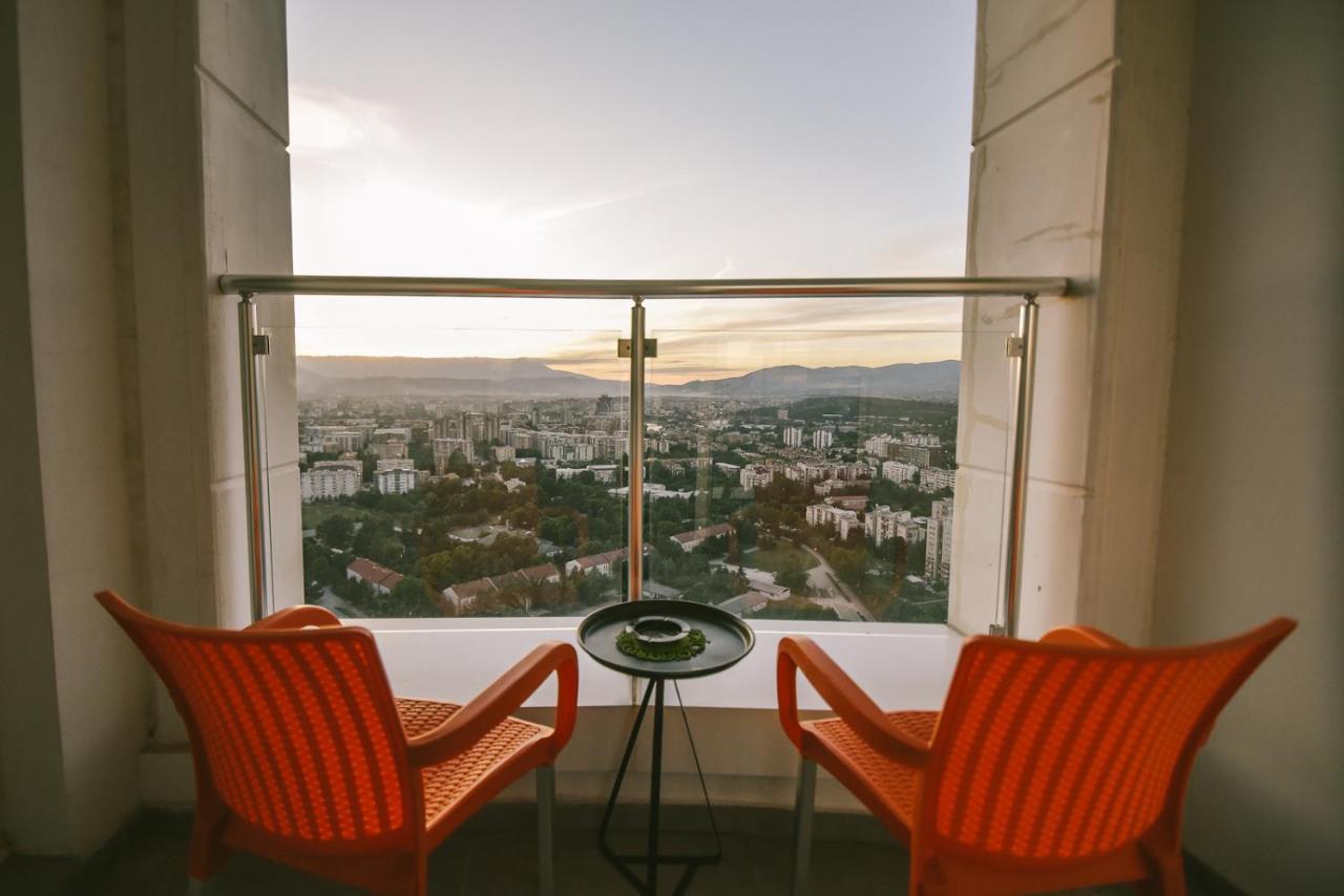Sky Deluxe 2 Fitness & Spa Skopje Buitenkant foto